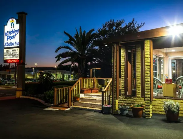 Hitching Post Studios Inn hotel detail image 1
