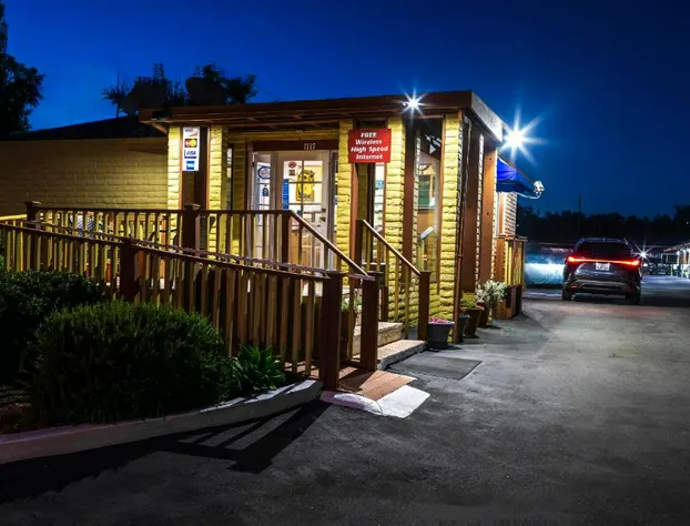 Hitching Post Studios Inn hotel detail image 2