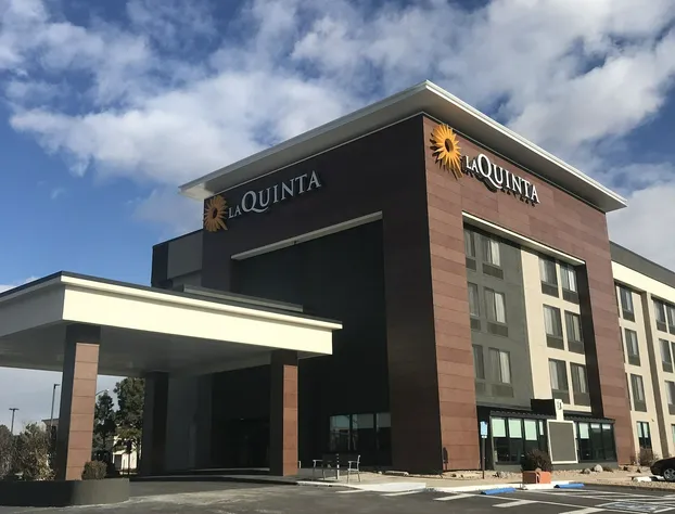 La Quinta Inn & Suites by Wyndham Denver Aurora Medical hotel detail image 4