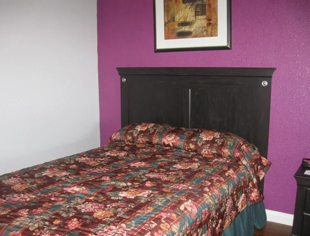 Santa Fe Inn Pueblo hotel detail image 2