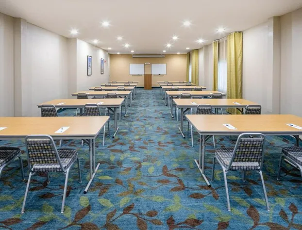 Candlewood Suites Windsor Locks Bradley Arpt by IHG hotel detail image 4