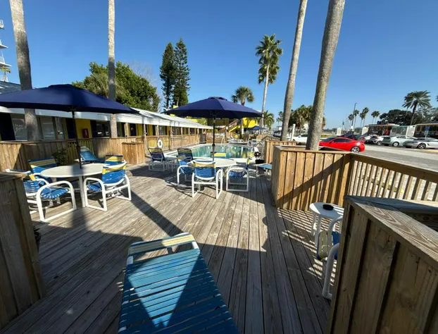 Barefoot Bay Resort & Marina hotel detail image 3