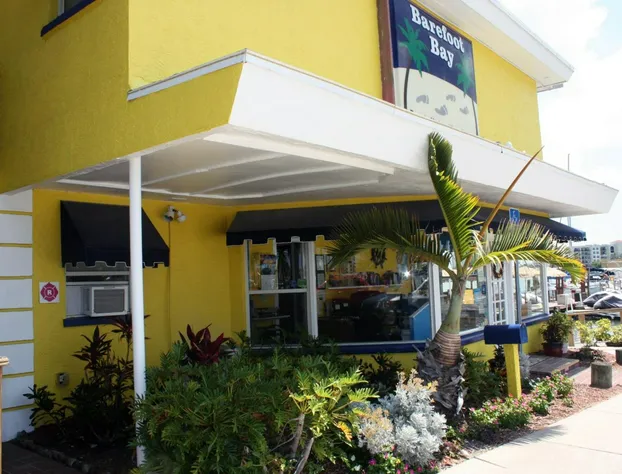 Barefoot Bay Resort & Marina hotel detail image 1