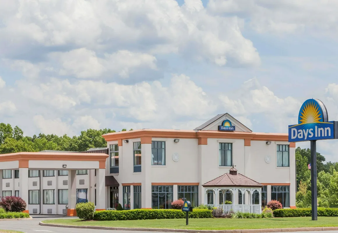 Days Inn by Wyndham Windsor Locks / Bradley Intl Airport hotel hero