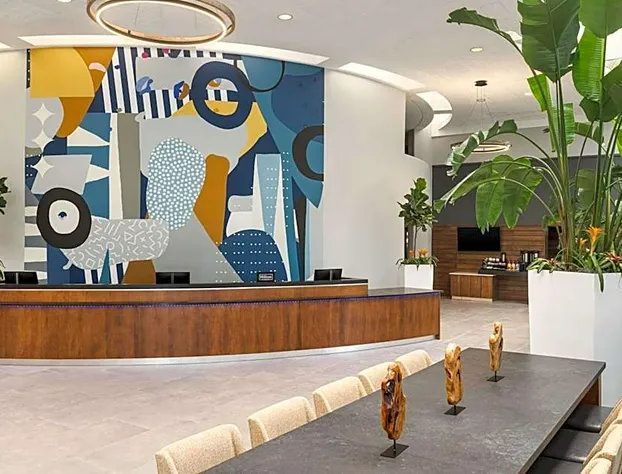 Doubletree by Hilton Fort Myers at Bell Tower Shops hotel detail image 3