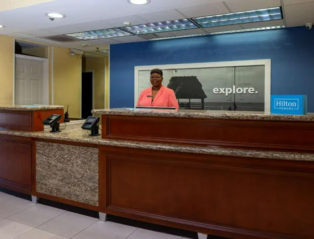 Hampton Inn & Suites Jacksonville Deerwood Park hotel detail image 3