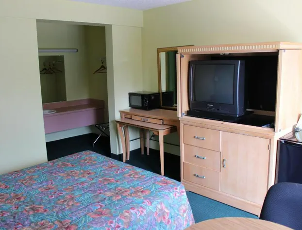 Travelers Inn hotel detail image 3