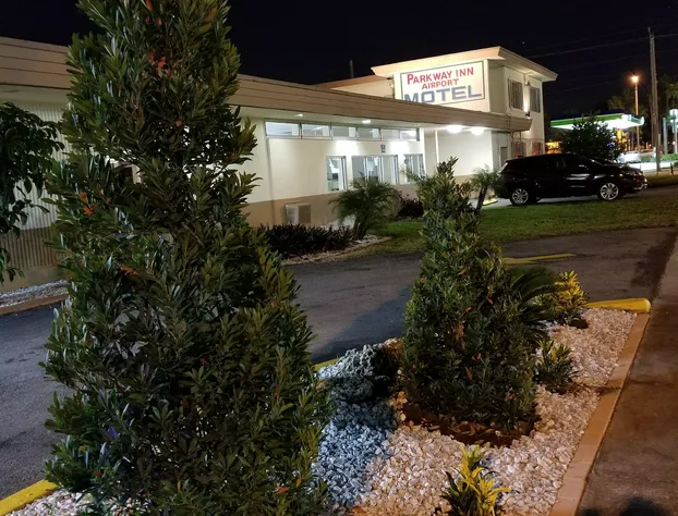 Parkway Inn Airport Motel Miami hotel detail image 4