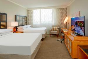 Renaissance Orlando Airport Hotel by Marriott hotel detail image 2