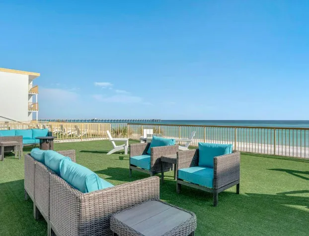 Chateau Beachfront Hotel, A By The Sea Resort hotel detail image 4