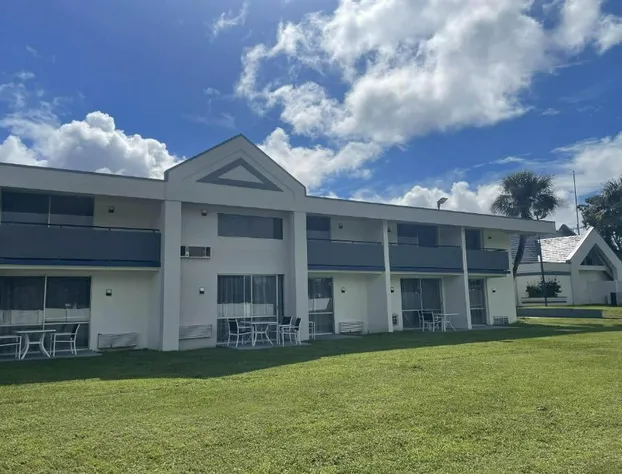 Days Inn by Wyndham Ocala North hotel detail image 4