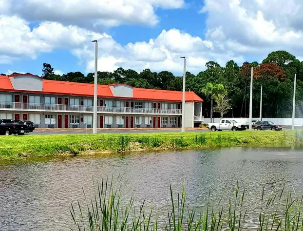 Vero Beach Inn & Suites I-95 hotel detail image 2