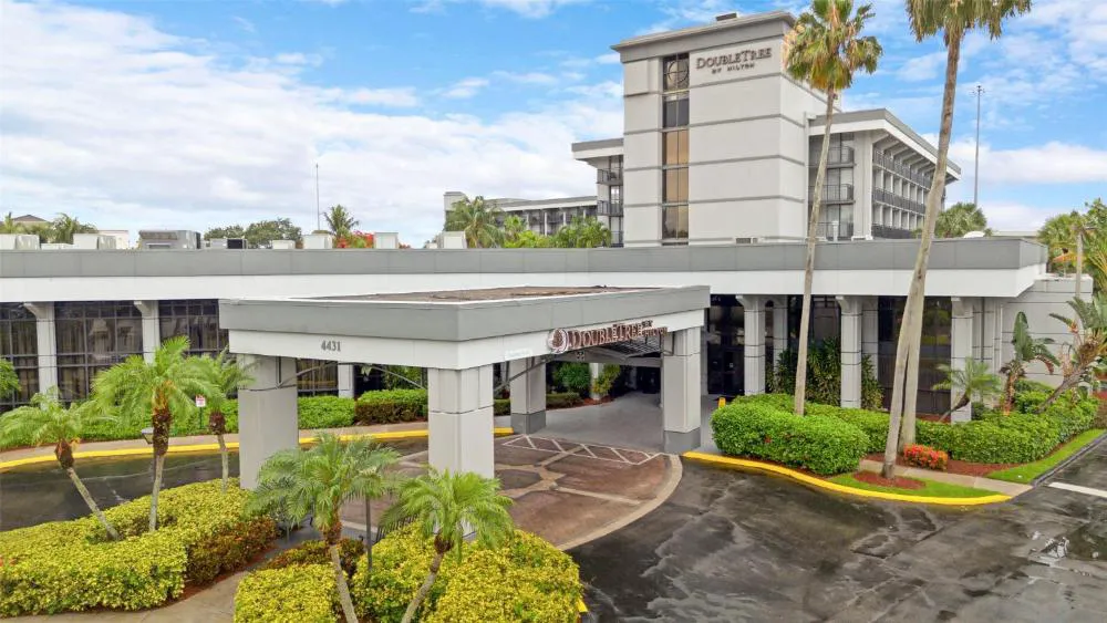 Doubletree By Hilton - Palm Beach Gardens hotel hero