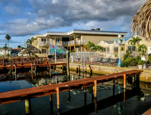 Bay Palms Waterfront Resort - Hotel and Marina hotel detail image 4