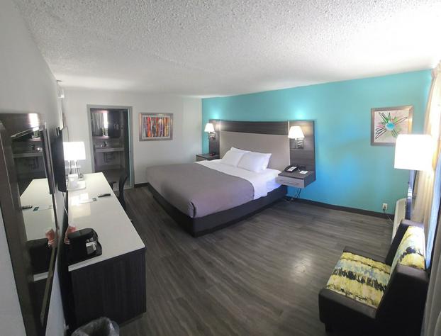 Quality Inn & Suites Cartersville South hotel detail image 4