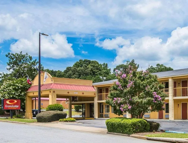 Econo Lodge Inn & Suites Columbus near Fort Benning hotel detail image 3