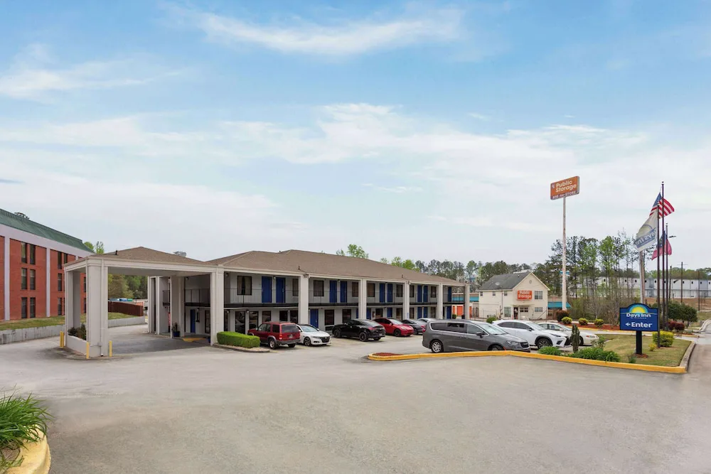 Days Inn by Wyndham Douglasville-Atlanta-Fairburn Road hotel hero