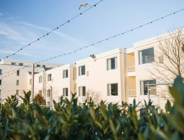 Newport Harbor Island Resort hotel detail image 1