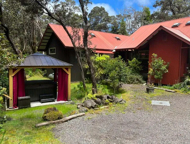 Volcano Village Estates hotel detail image 2