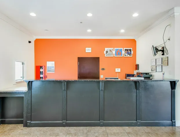 Motel 6 Hinesville, GA hotel detail image 4