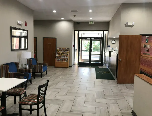 Quality Inn Rochester South hotel detail image 3