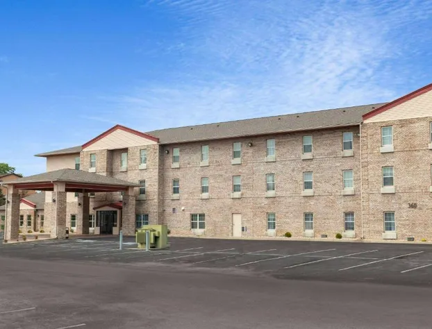 Ramada by Wyndham Sellersburg/Louisville North hotel detail image 2