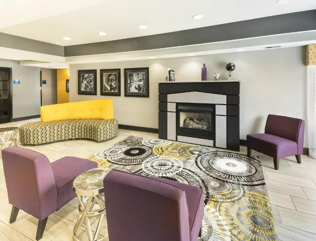 Days Inn & Suites by Wyndham Union City hotel detail image 3