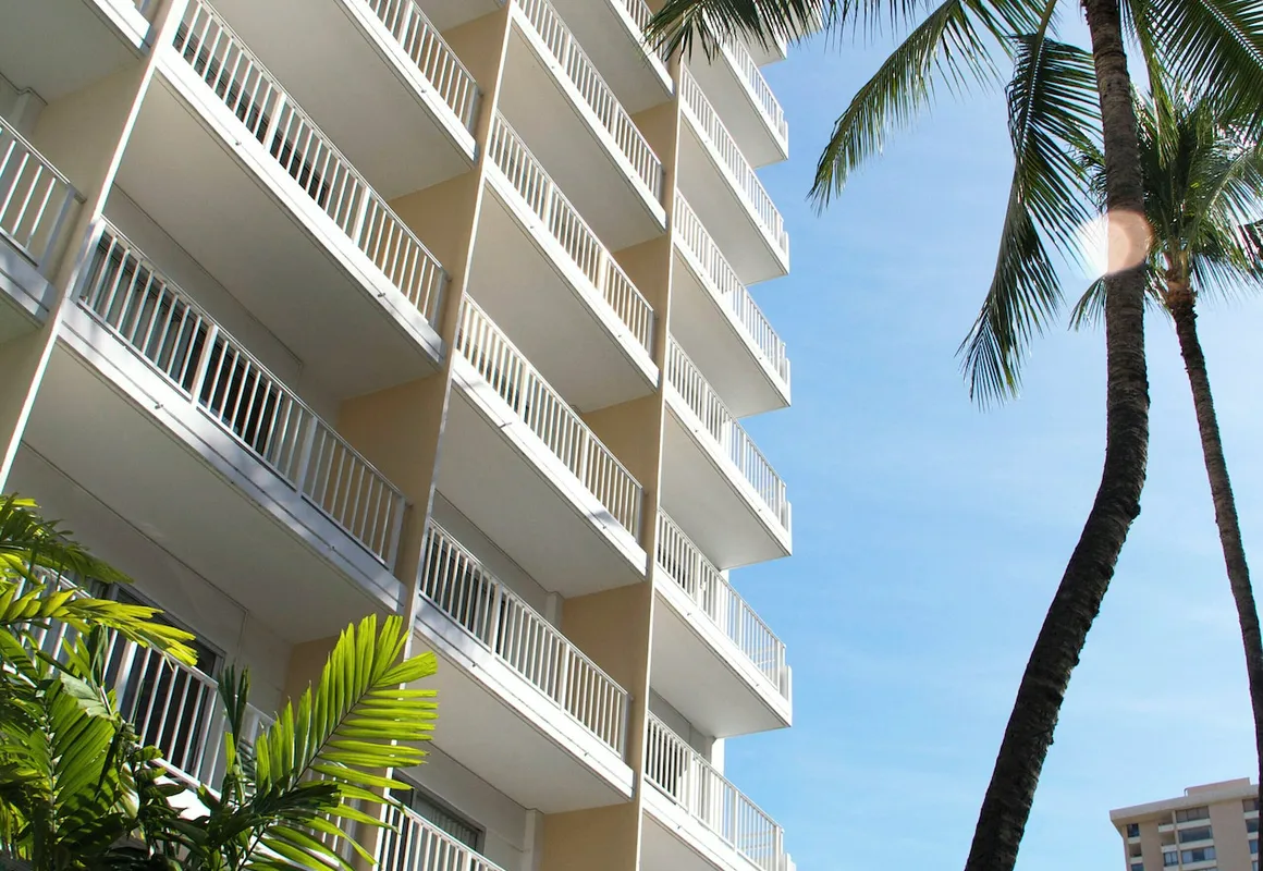 Oasis Hotel Waikiki hotel hero