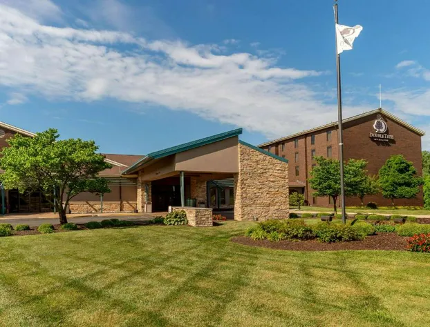 DoubleTree by Hilton Collinsville - St. Louis hotel detail image 1