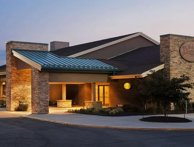 DoubleTree by Hilton Collinsville - St. Louis hotel detail image 2