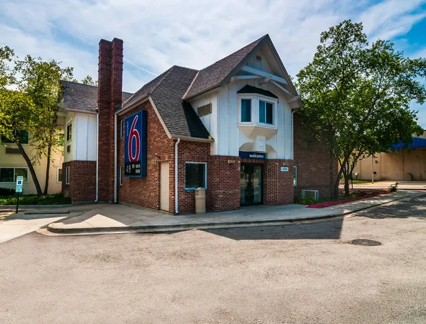 Motel 6 Arlington Heights, IL - Chicago North Central hotel detail image 4