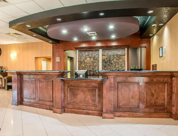 Clarion Inn Elmhurst - Oak Brook near I-88, I-290, I-294 hotel detail image 2