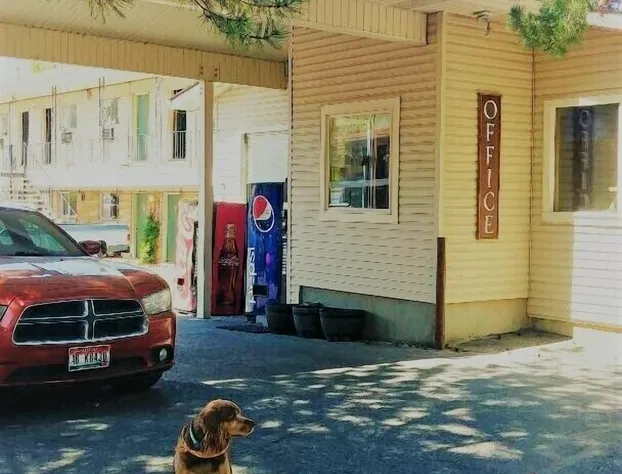 Thunderbird Motel hotel detail image 3
