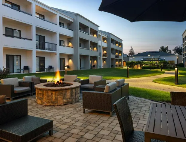 Courtyard Chicago Waukegan Gurnee hotel detail image 2