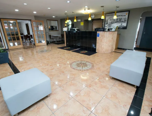 Super 8 by Wyndham Chicago O'Hare Airport hotel detail image 4