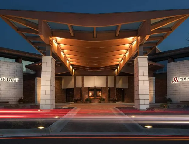 Lincolnshire Marriott Resort hotel detail image 2