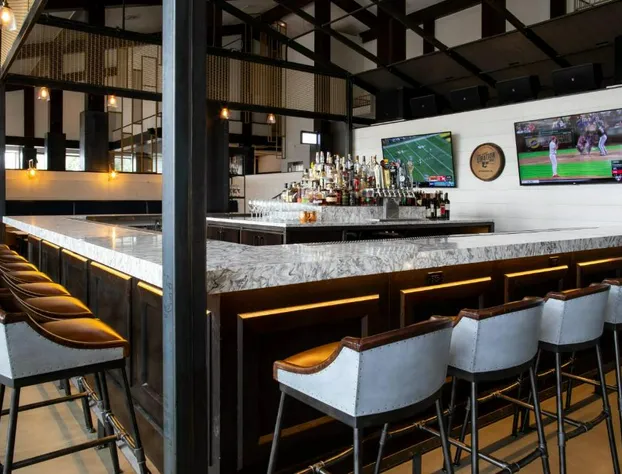 Lincolnshire Marriott Resort hotel detail image 4