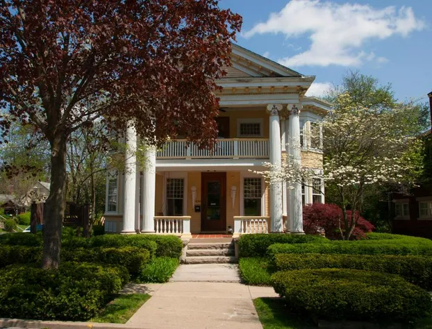 Showers Inn hotel detail image 2