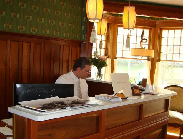 Showers Inn hotel detail image 4