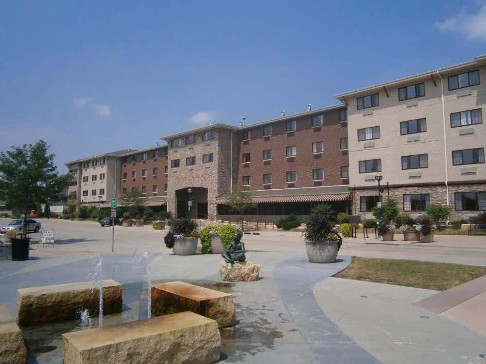 Stoney Creek Hotel Quad Cities - Moline hotel hero