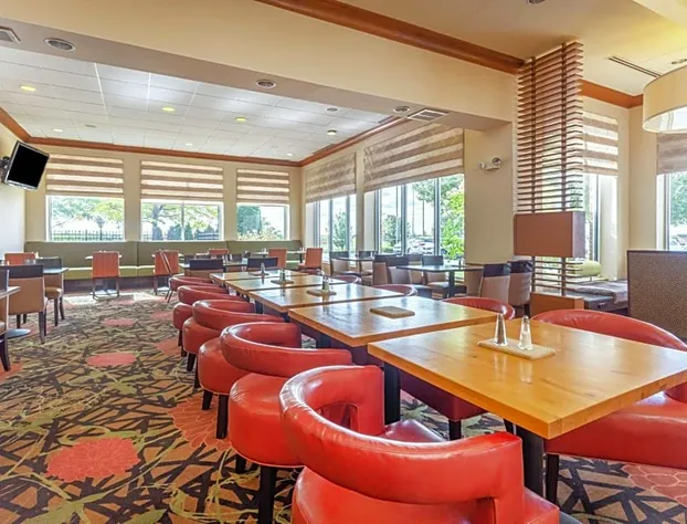 Hilton Garden Inn Chicago/Tinley Park hotel detail image 3