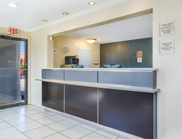 Quality Inn & Suites Columbus West hotel detail image 1