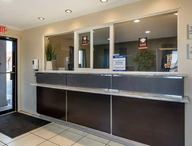 Quality Inn & Suites Columbus West hotel detail image 4