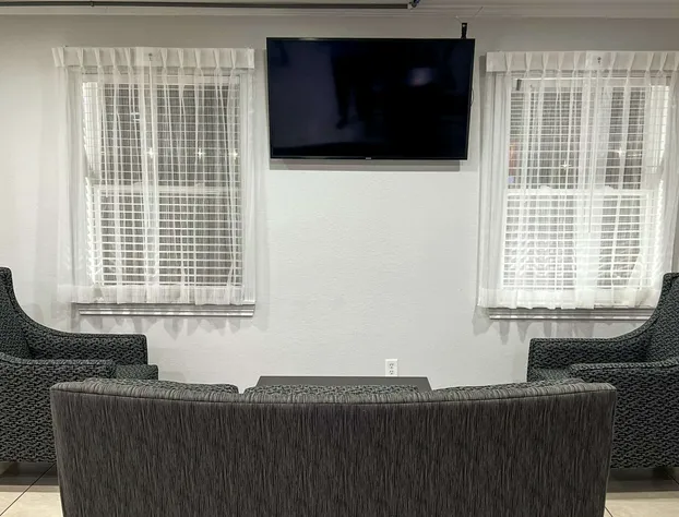 Quality Inn & Suites Columbus West hotel detail image 3