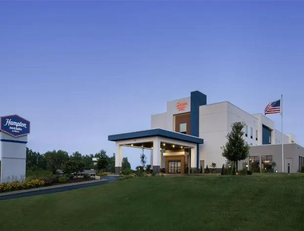 Hampton Inn & Suites Moline-Quad City Int'l Aprt hotel detail image 2