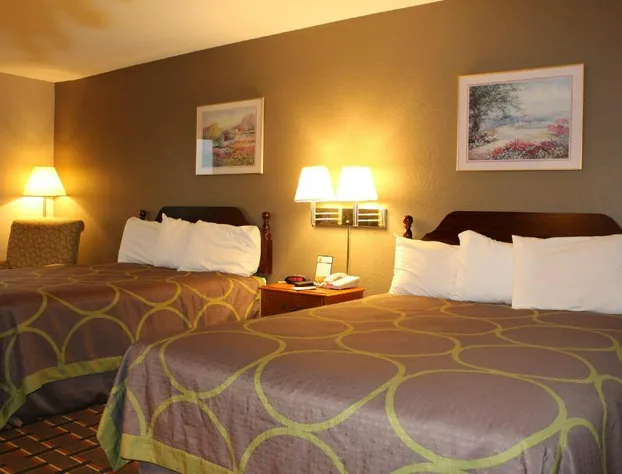 Super 8 by Wyndham Valparaiso hotel detail image 3