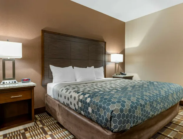 Econo Lodge Shelbyville North hotel detail image 2