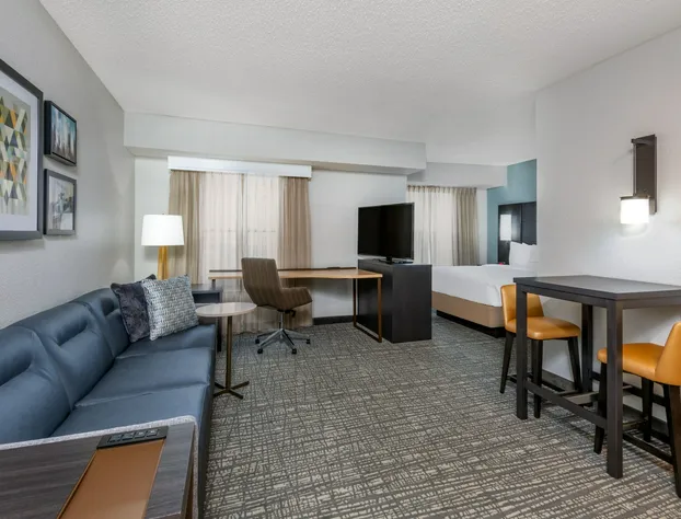 Residence Inn by Marriott Indianapolis Downtown on the Canal hotel detail image 4