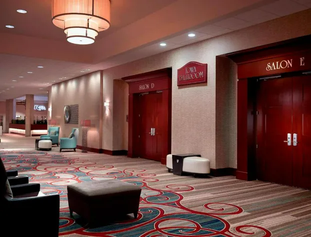 Des Moines Marriott Downtown hotel detail image 2