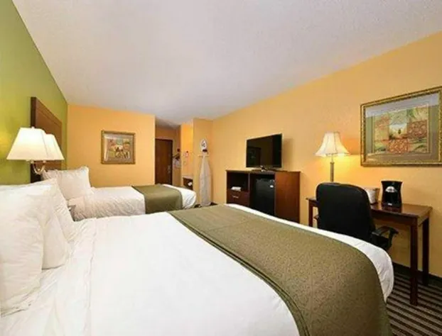 Quality Inn & Suites Grinnell near University hotel detail image 3